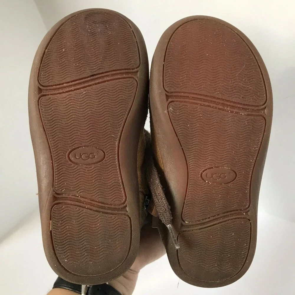 UGG Toddler Kids Chestnut Suede‎ Shearling Lined Duck Boots 1012142T Size 8.5